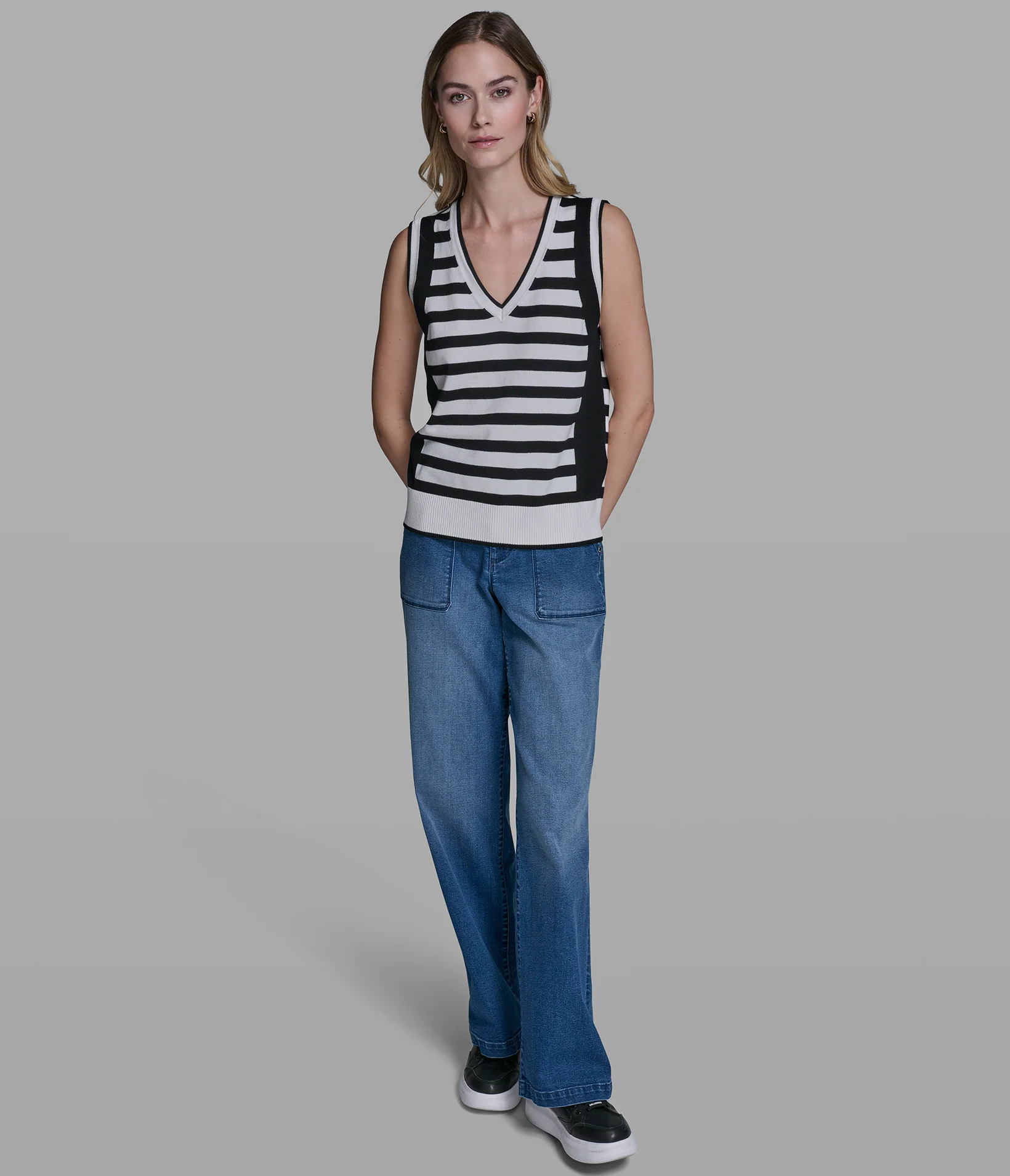 STRIPED V-NECK SWEATER - Image 4