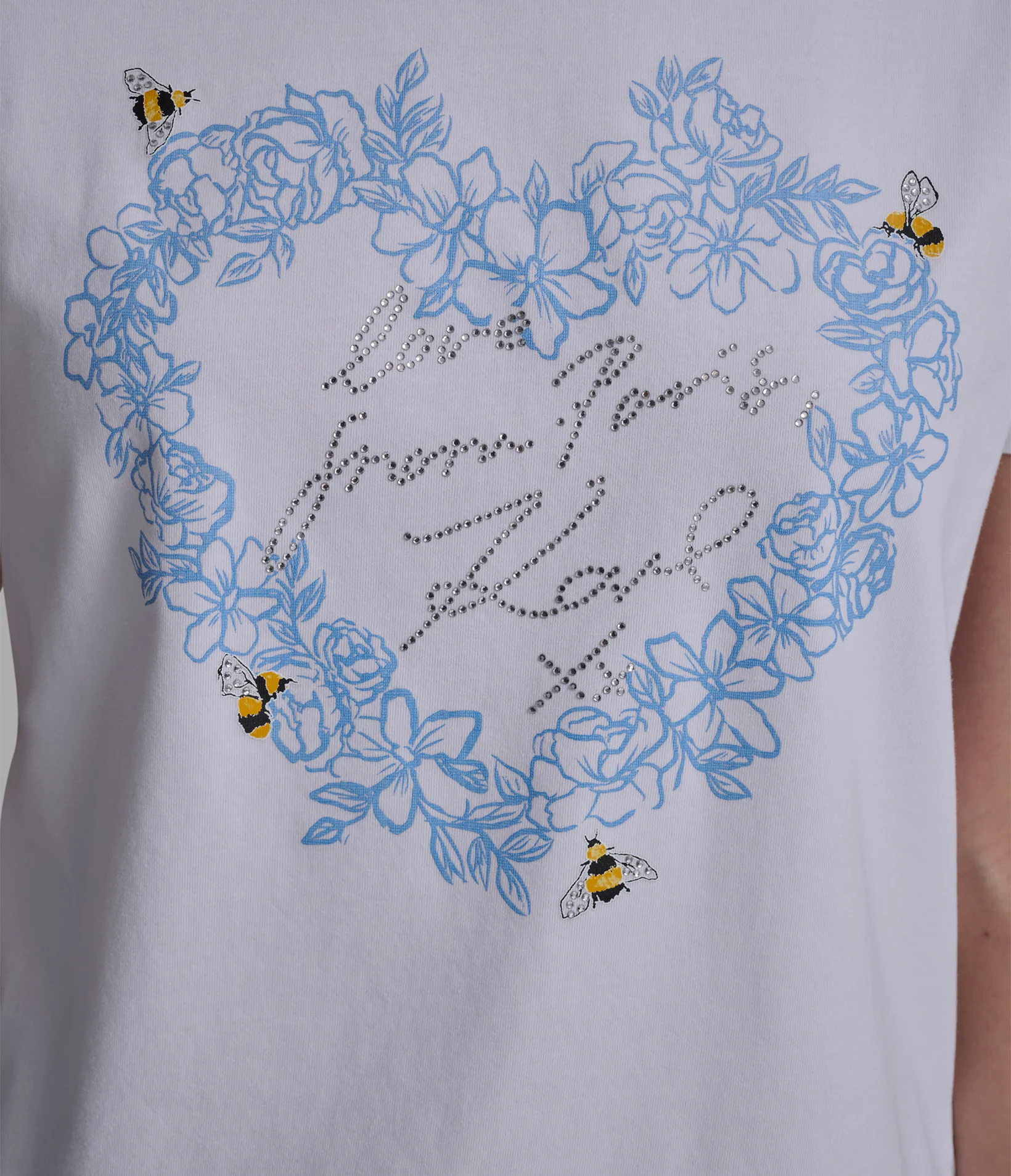 FLORAL HEART LOGO TEE - Image 7